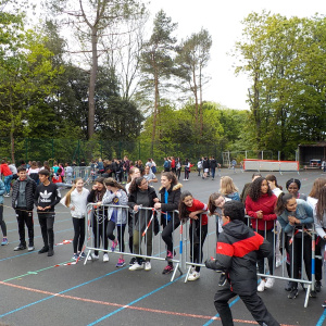 Certains courent, d'autres encouragent